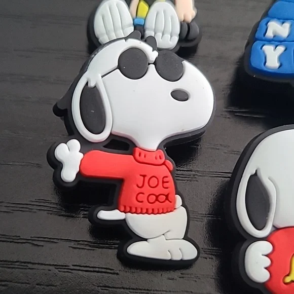 Peanuts Character Inspired Croc Shoe Charms (Set of 12) - Picture 10 of 15